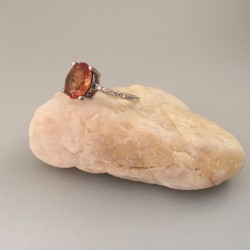 Colour-Changing Silver Ring With Zultanite Stone