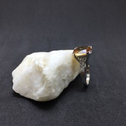 Colour-Changing Silver Ring With Zultanite Stone Colour-Changing Silver Ring With Zultanite Stone